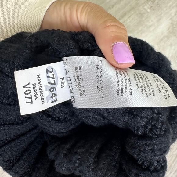 Outdoor Research Hashbrown Beanie In Black - Picture 4 of 4